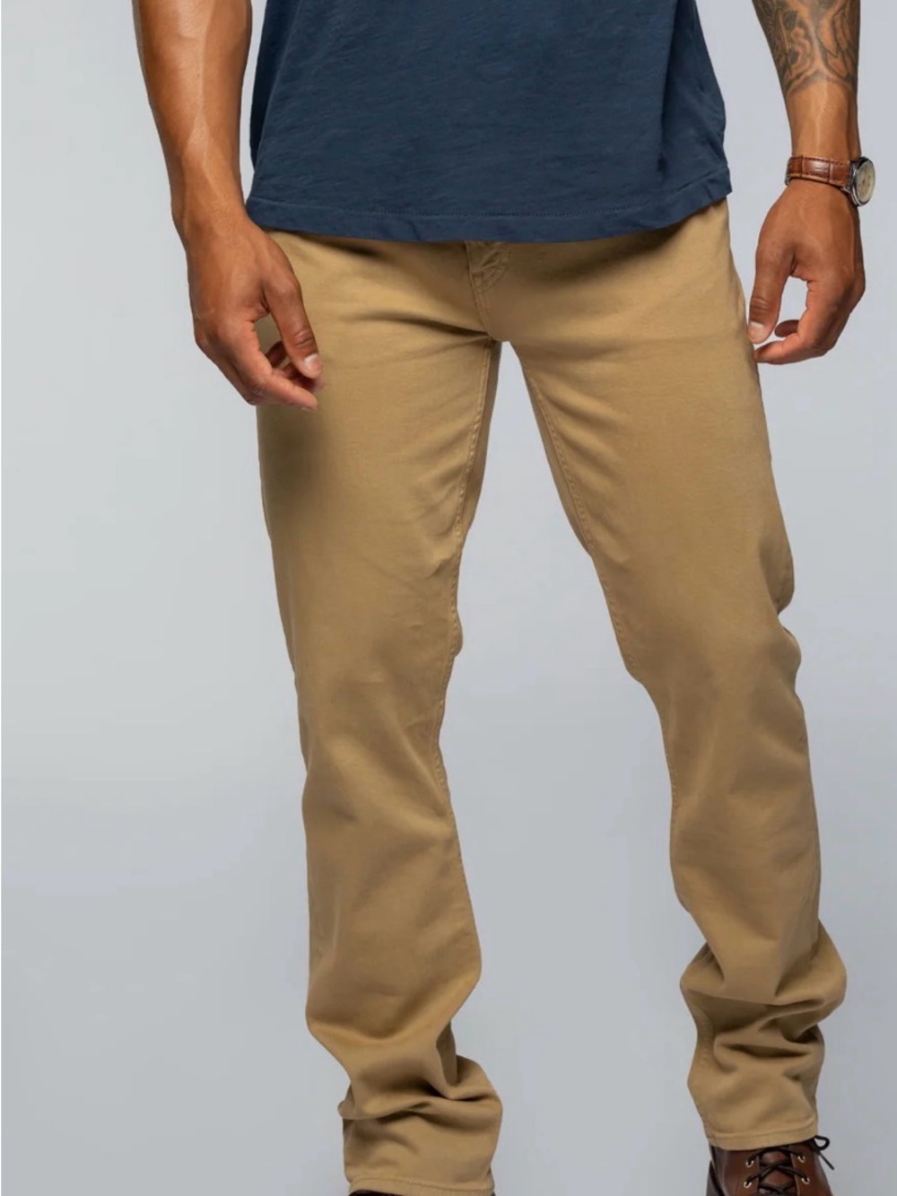 Lightly Worn Revtown Men's Sharp Fit Khaki Pants W34 L30